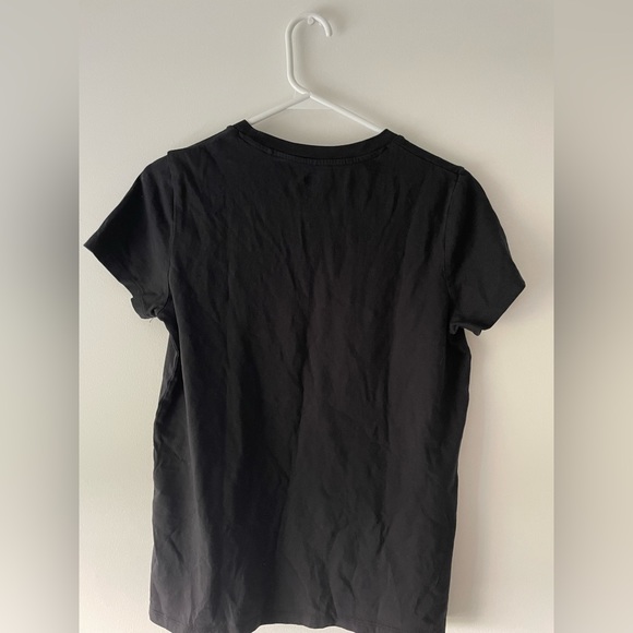 *Levi’s tee shirt* - Picture 3 of 3